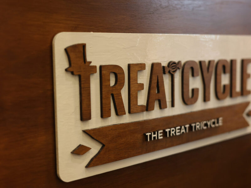 Photohoof Treatcycle at Abbey House Hotel Close-up of the Photohoof Treatcycle sign at Abbey House Hotel